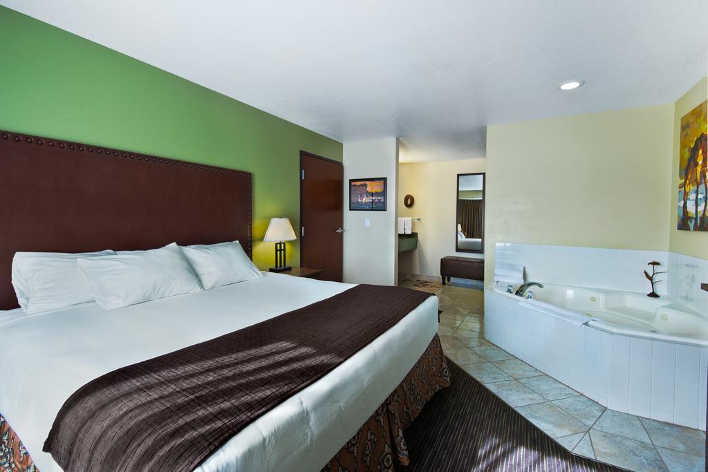 Oxford Suites Hermiston Eksteriør bilde